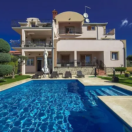 Teo By Briskva 公寓 *