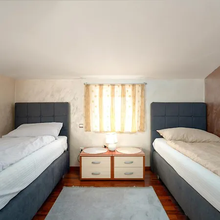 公寓 Teo By Briskva