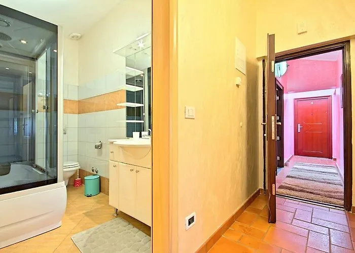 Teo By Briskva Apartment *